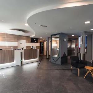 Szálloda Ibis Styles Airport Aero 44